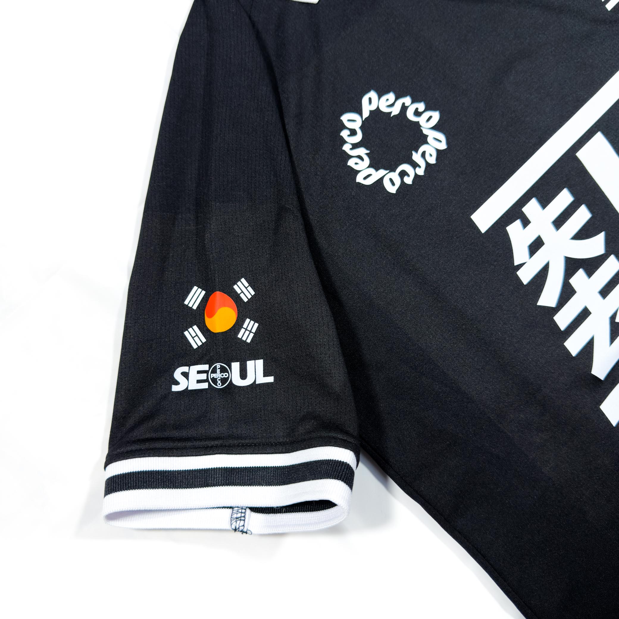 PLATINUM BLACK TEE